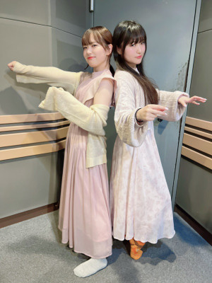 702 702